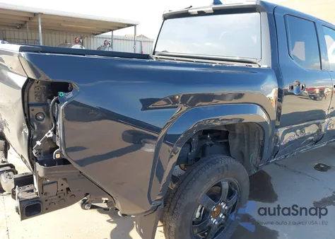 2024 Toyota Tacoma Sr 2Wd z USA, uszkodzony, nr VIN 3TYKD5HNXRT008289